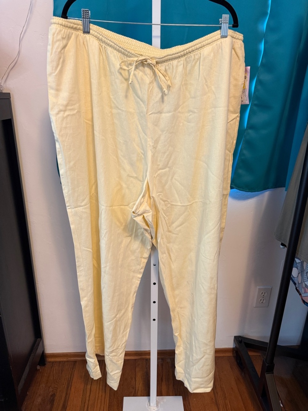 *SALE* Wild Fable light, yellow lounge pants 1X